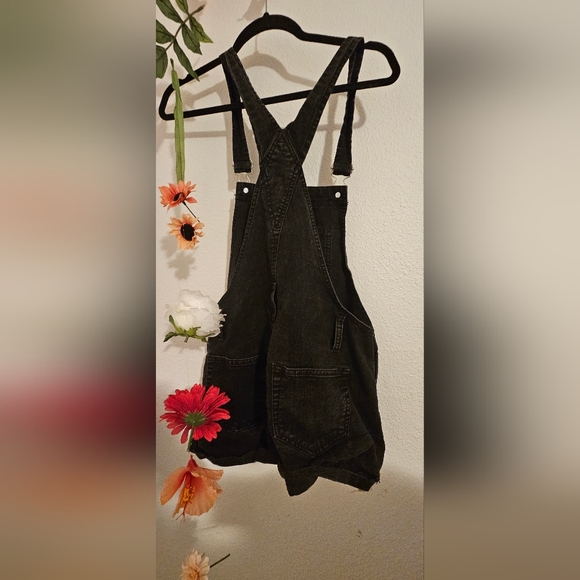 Black Denim dungaree/Overall - Picture 2 of 2